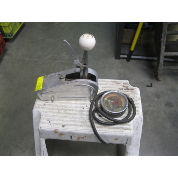 B&M SHIFTER