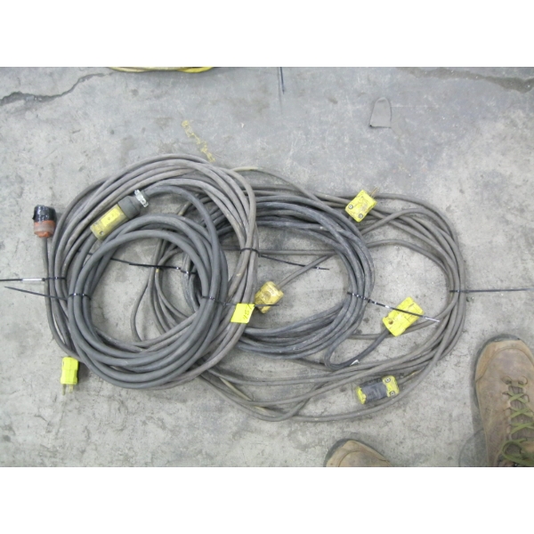 4 BLACK EXTENSION CORDS