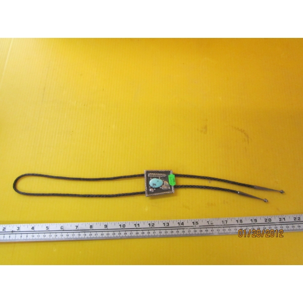 NAVAJO BOLO TIE W/BLUE STONE