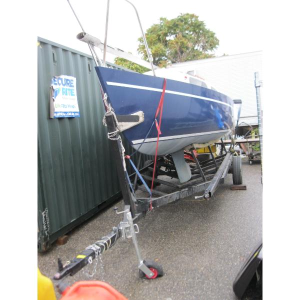 21' SAILBOAT W/UBILT TRAILER "AS IS" - NO PAPERS