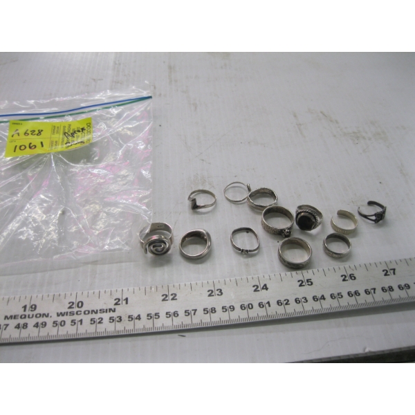 30G OF ASST. SILVER RINGS