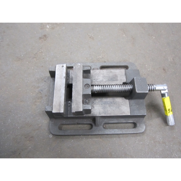 DRILL PRESS VISE