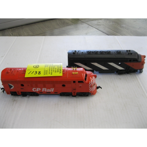 2 HO SCALE TRAIN ENGINES, CP & CN