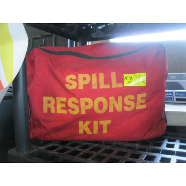 SPILL RESPONSE KIT
