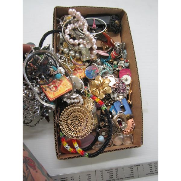 BOX OF COSTUME JEWELLERY