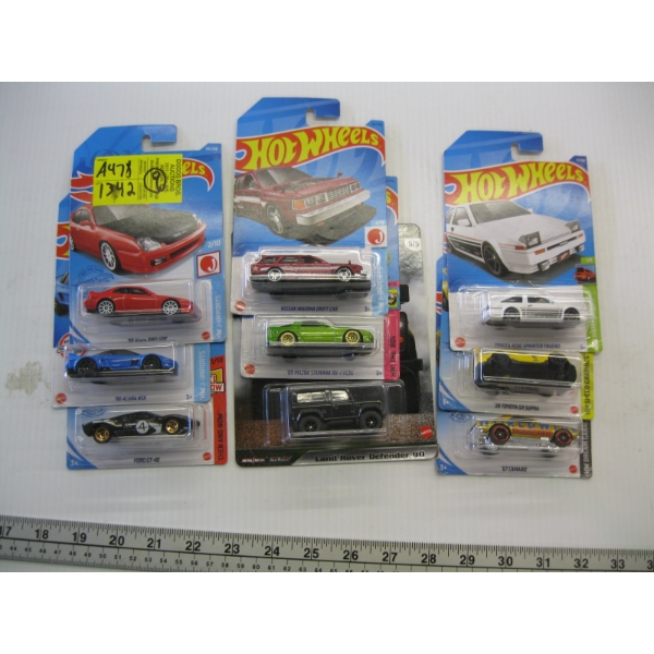 9 HOT WHEELS CARDS