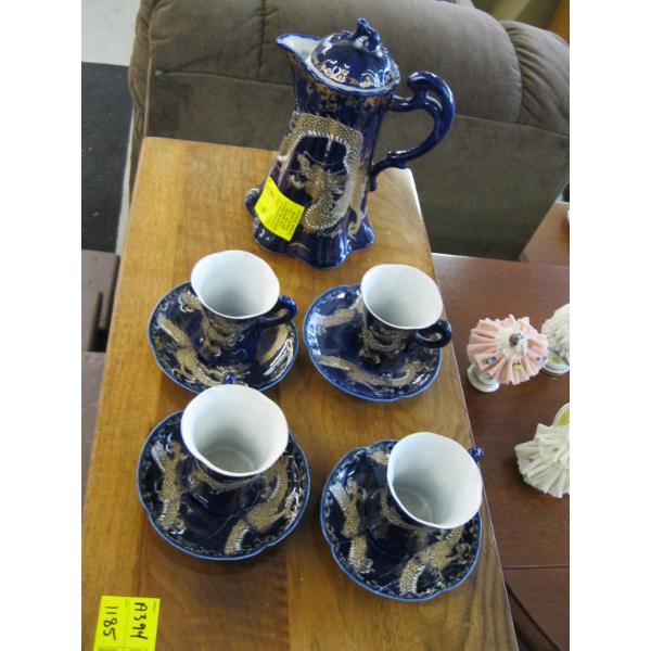 SM. TEA SERVICE W/DRAGON DESIGN