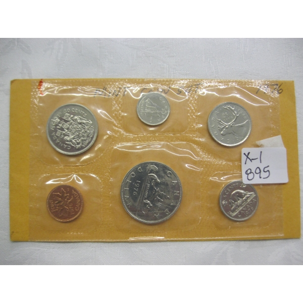 1976 COIN SET