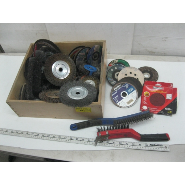 WOODEN BOX W/WIRE WHEELS, CUTOFF DISCS, BRUSHES, ETC.