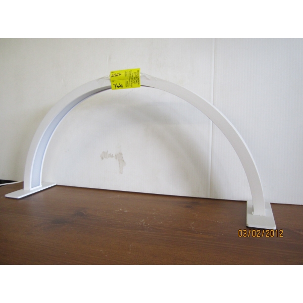WHITE ARCED LIGHT