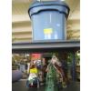 Image 1 : DECORATIVE CHRISTMAS ITEMS & BIN OF ITEMS