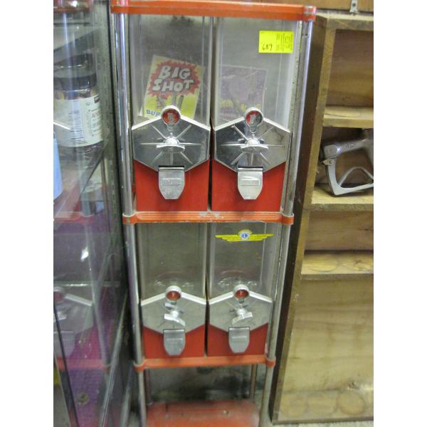 4 HEAD GUMBALL MACHINE BY BEAVER