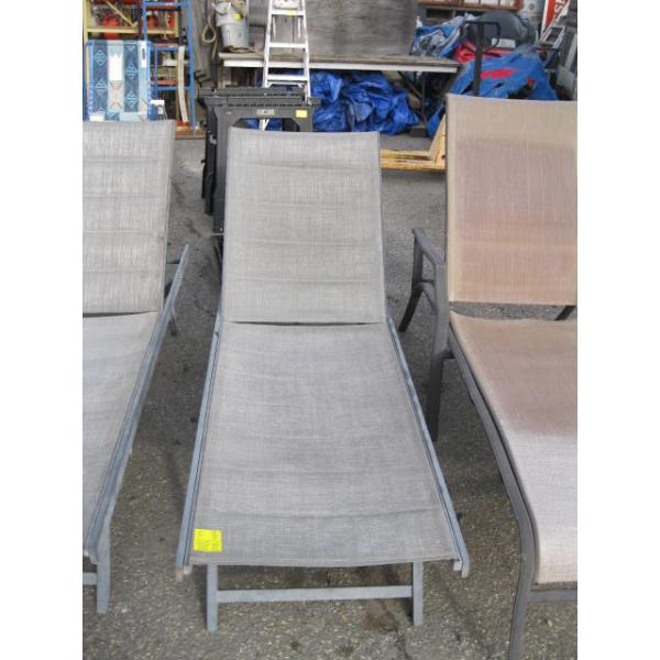 PATIO LOUNGE CHAIR