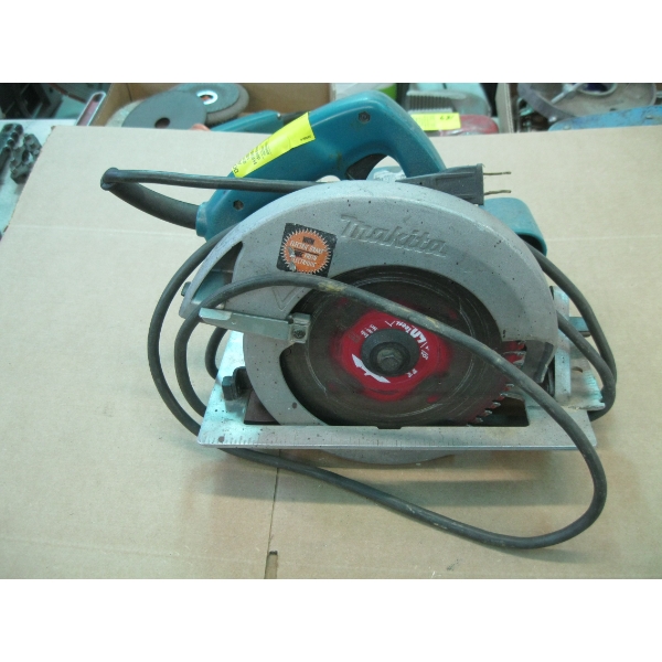 MAKITA CIRCULAR SAW