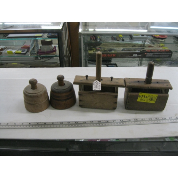 2 ROUND & 2 RECTANGULAR BUTTER PRESSES