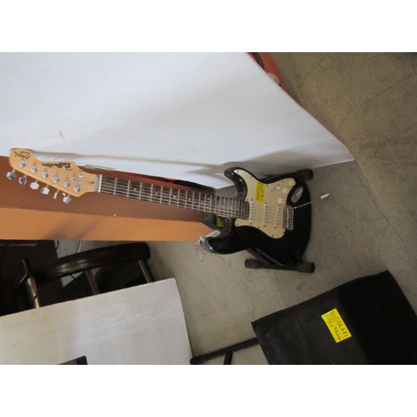 FULLERTON ELECTRIC GUITAR