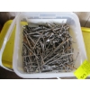 Image 3 : 5 PAILS OF MISC. NAILS, SCREWS, ETC.