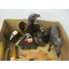 Image 3 : MISC. FIGURINES, WOODEN CARVINGS, ETC.