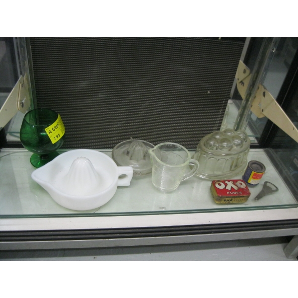 ASST. COLLECTABLES - JUICERS, MOLD TINS, ETC.