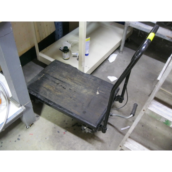 HYDRAULIC LIFT TABLE CART