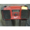 Image 2 : 2 MILWAUKEE CHARGER RADIOS