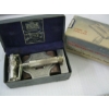 Image 5 : VINTAGE RAZORS AND STONE