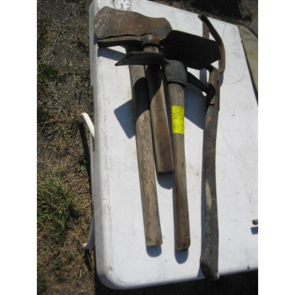 ASST. SHORT HANDLE GARDEN TOOLS - PIC, BRUSH CUTTER, DOUBLE BLADED AXE