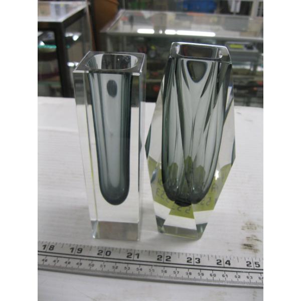 PAIR OF MURANO GLASS VASES