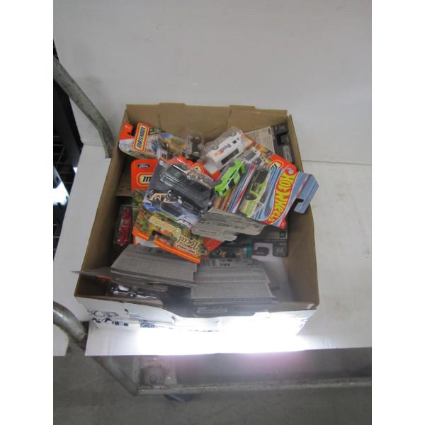 20 HOTWHEELS & MATCHBOX CARS
