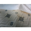 Image 5 : VILAS MAPLE QUEEN SIZE BEDFRAME W/BOX SPRING  & MATTRESS