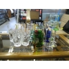 Image 2 : COLORED GLASSES & SET OF 4 CRYSTAL GLASSES