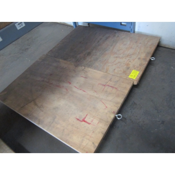 2 - 4 WHEEL FLAT CARTS