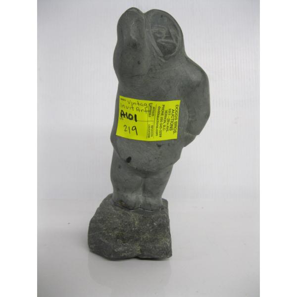 VINTAGE INUIT CARVING