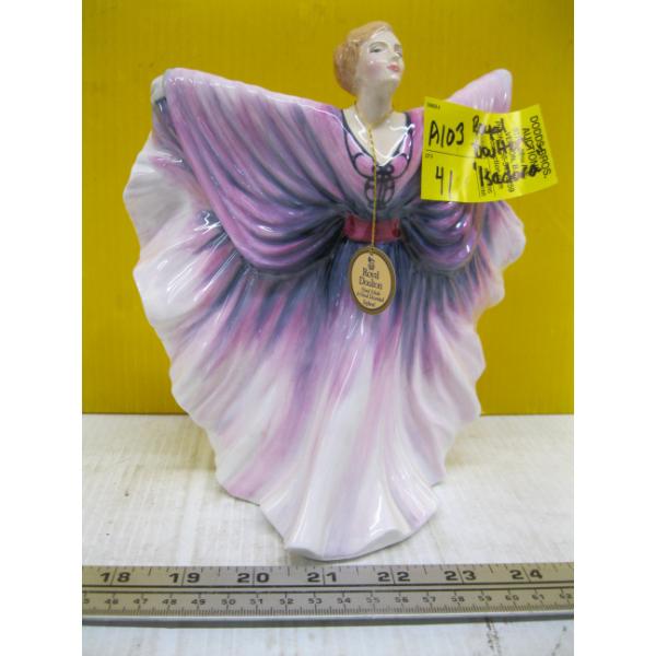 ROYAL DOULTON FIGURINE - "ISADORE"