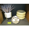 Image 1 : 3 PIECES OF DÉCOR
