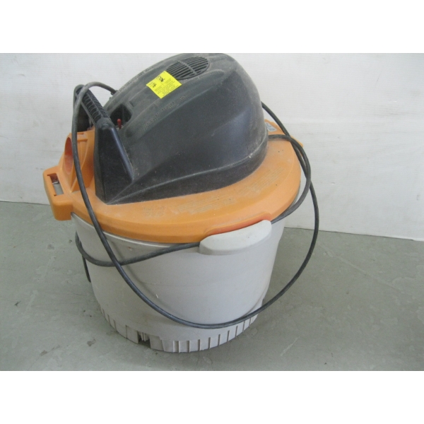 RIGID SHOP VAC