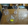 Image 1 : 9 PIECES OF GLASSWARE - PITCHER, SERVING TRAY & GLASSES