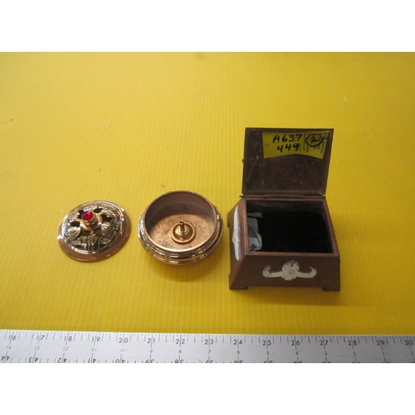 METAL JEWELLERY BOX & 1 GOLD COLORED LIDDED CONTAINER