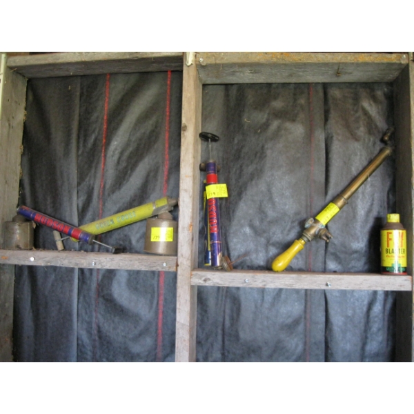 4 SPRAYERS & WATER PUMP SPRAYER HANDLE