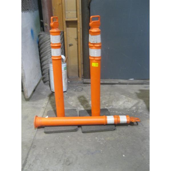 2 HIGHWAY MARKERS