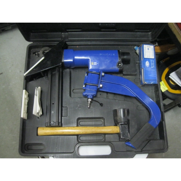 FLOOR NAILER
