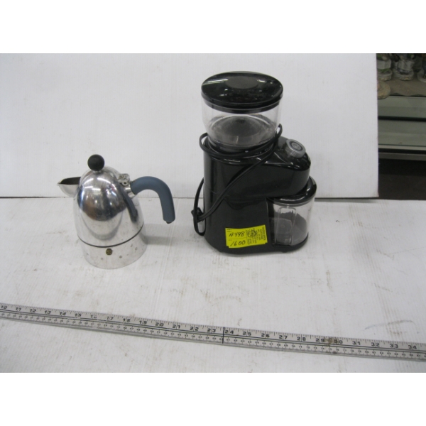 SHARDOR COFFEE GRINDER & A SMALL COFFEEMAKER