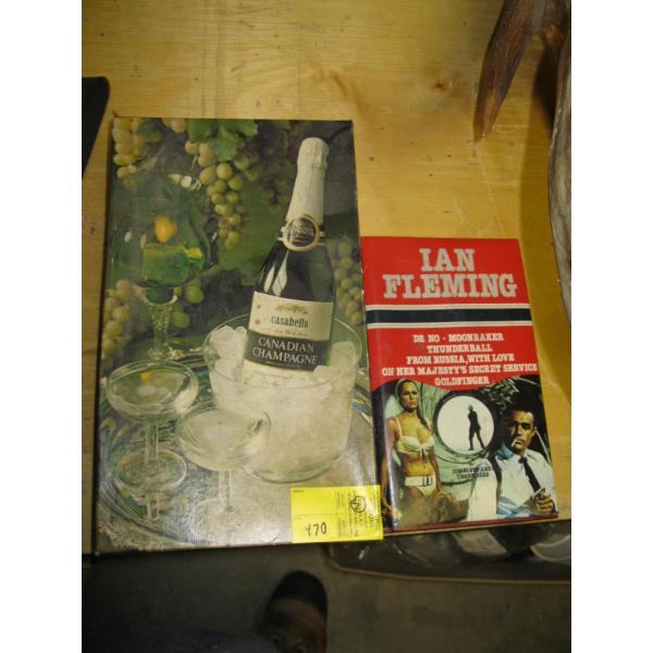 IAN FLEMING JAMES BOND BOOK & CASABELLA WINE CHAMPAGNE BOTTLE W/2 GLASSES