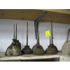 Image 1 : OIL CANS