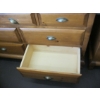 Image 7 : 3 PIECE DRESSER & NIGHT TABLE SET - PINE