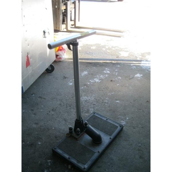 FLOOR VACUUM ATTACHMENT