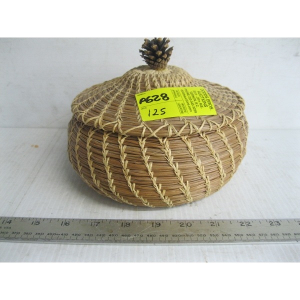PINE NEEDLE LIDDED BASKET