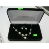 Image 1 : PEARL & SILVER NECKLACE & EARRING SET