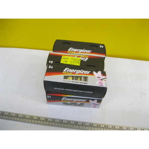 LG. LOT OF D SIZE BATTERIES - 6 BOXES OF 12