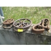 Image 2 : HOOKS, U BOLT, CLEVISES & 4 CAST HANDLES